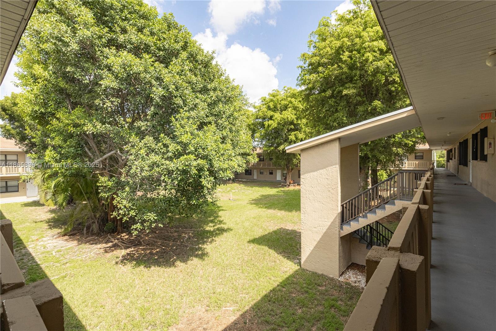 CUTLER CREEK VILLAGE COND - Residential