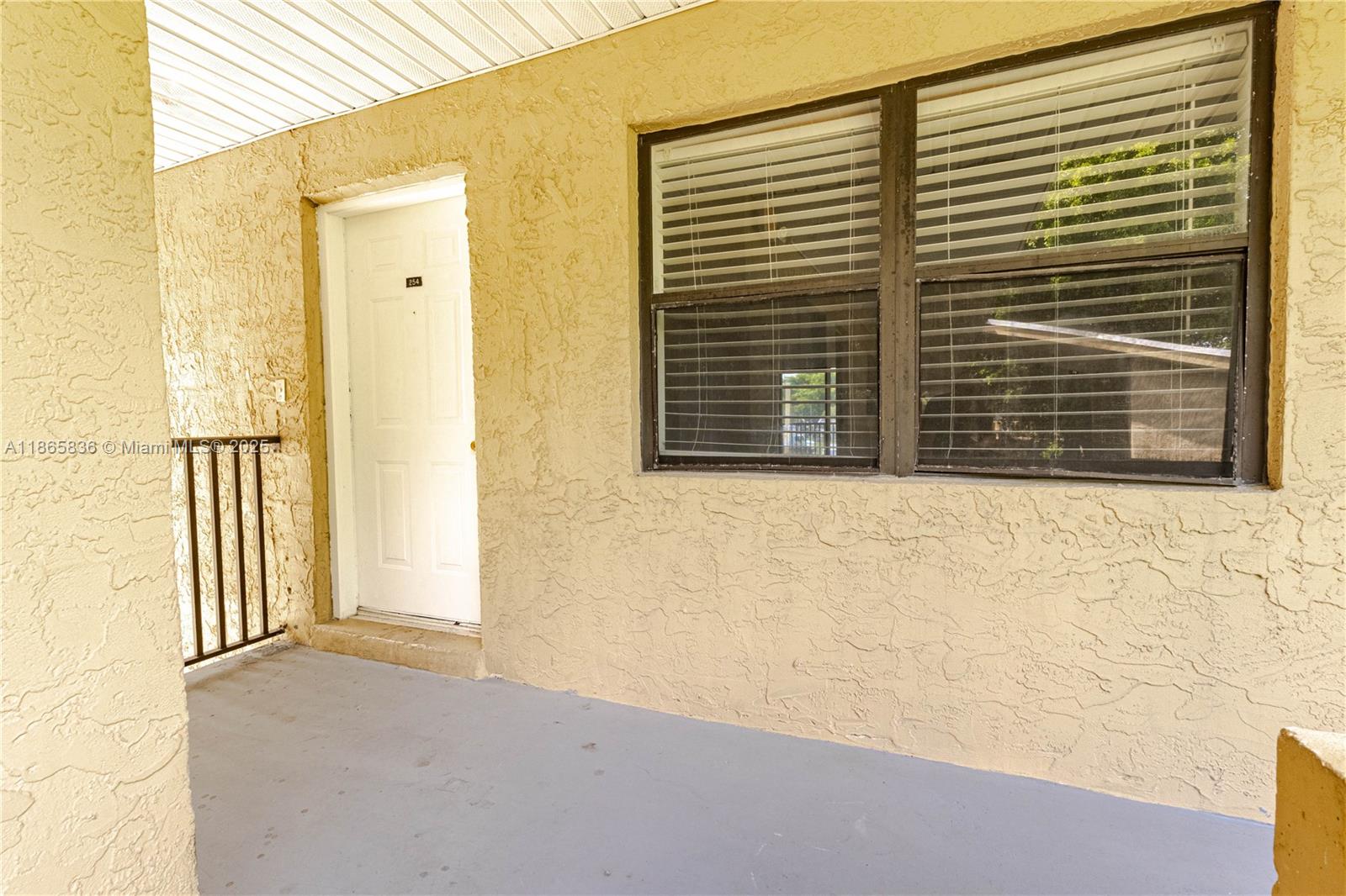 CUTLER CREEK VILLAGE COND - Residential