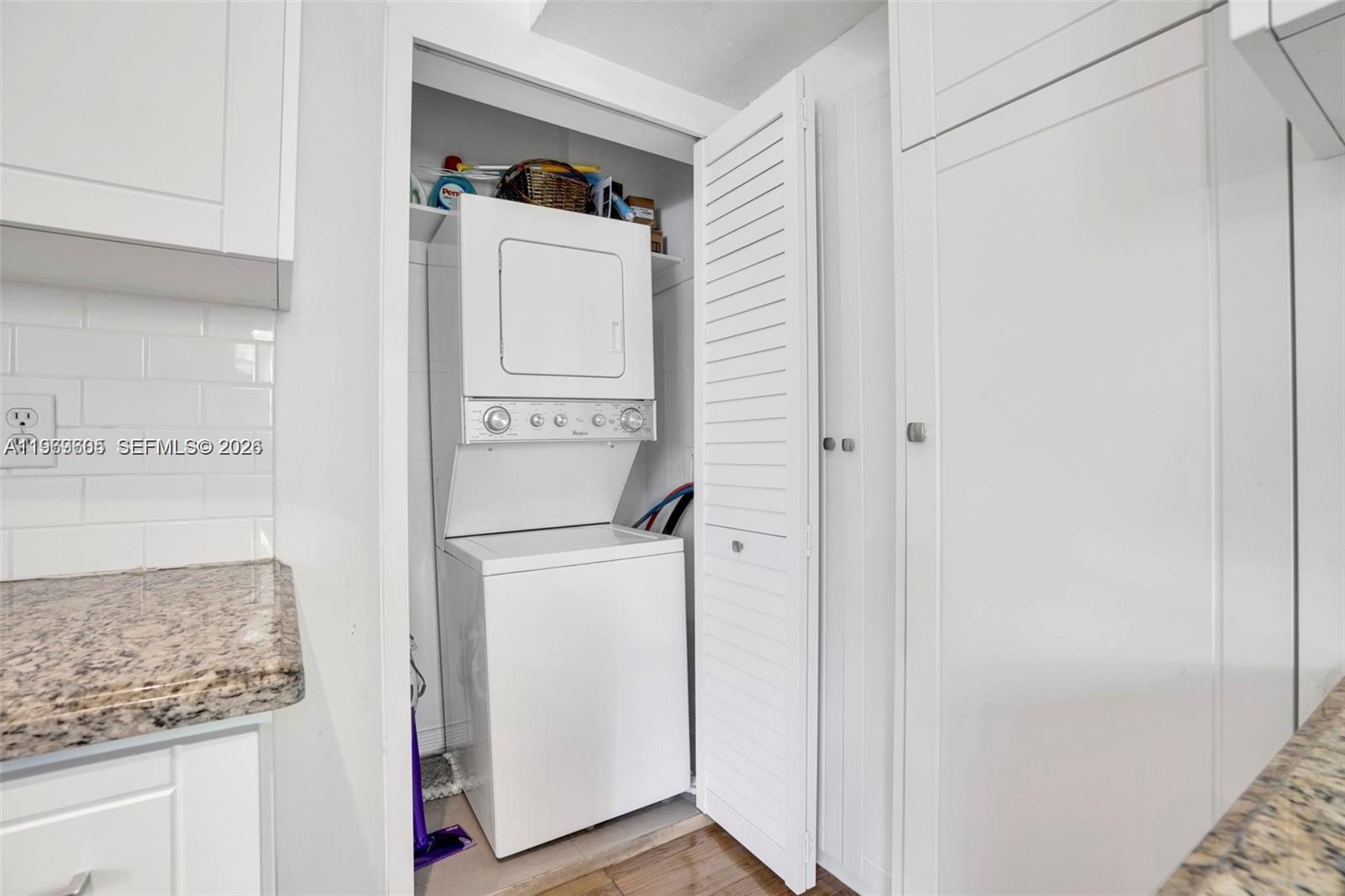 ALTON BEACH BAY FRONT RE- - Residential Lease