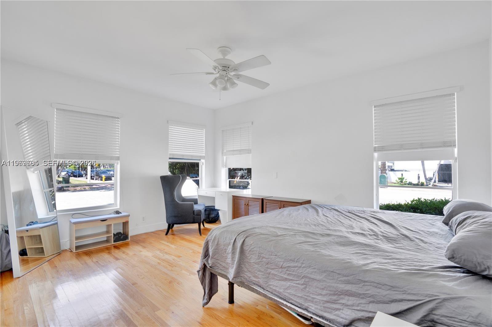 ALTON BEACH BAY FRONT RE- - Residential Lease