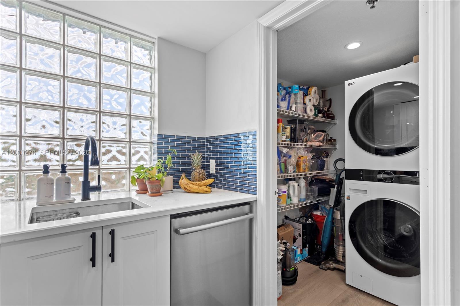 MARBELLA CONDO - Residential