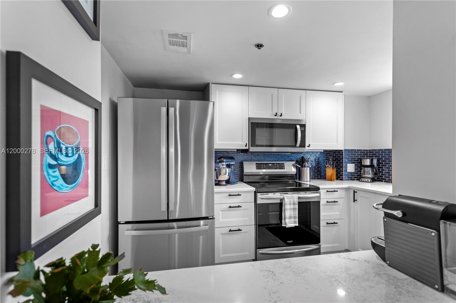 MARBELLA CONDO - Residential