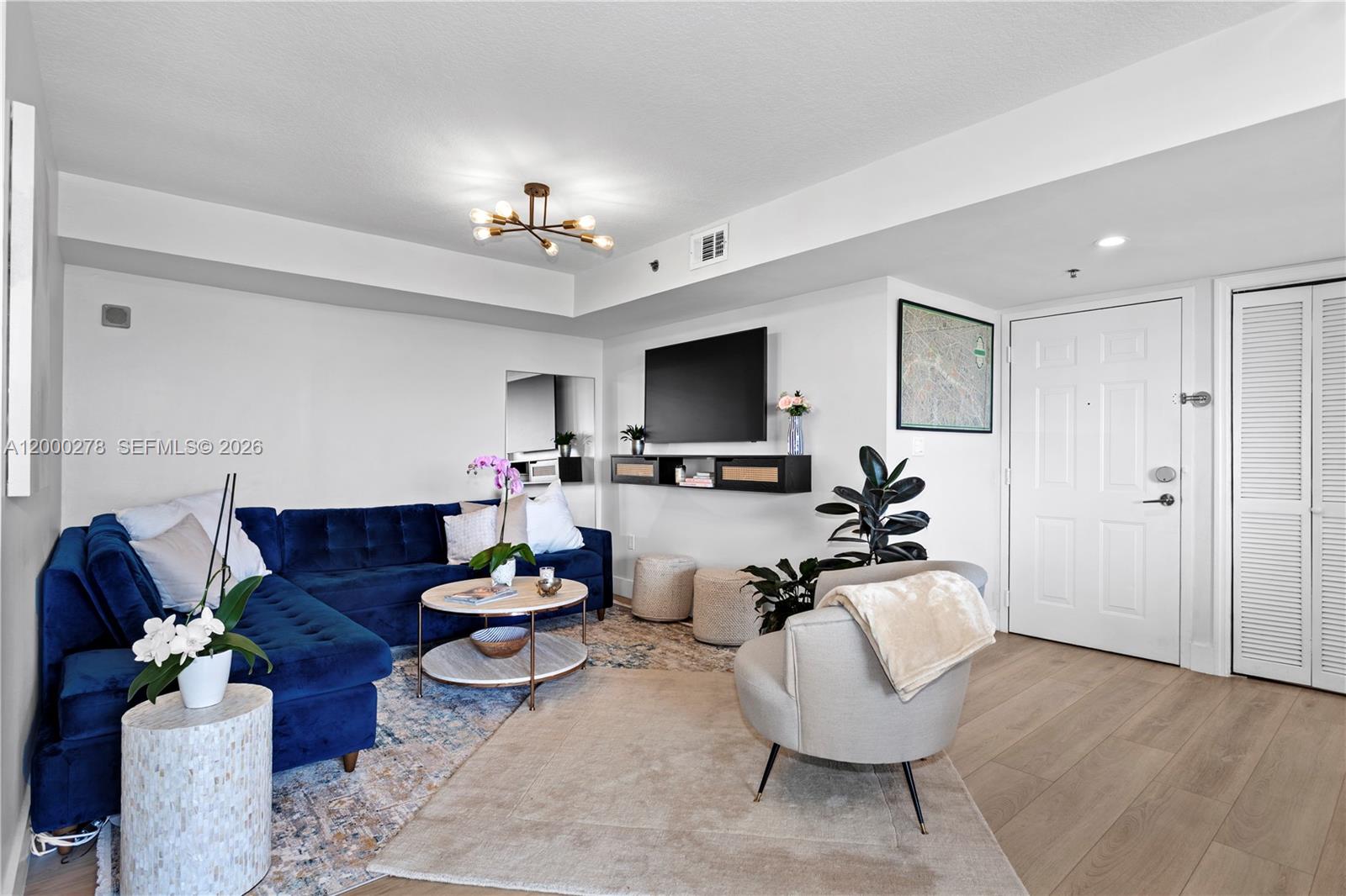 MARBELLA CONDO - Residential