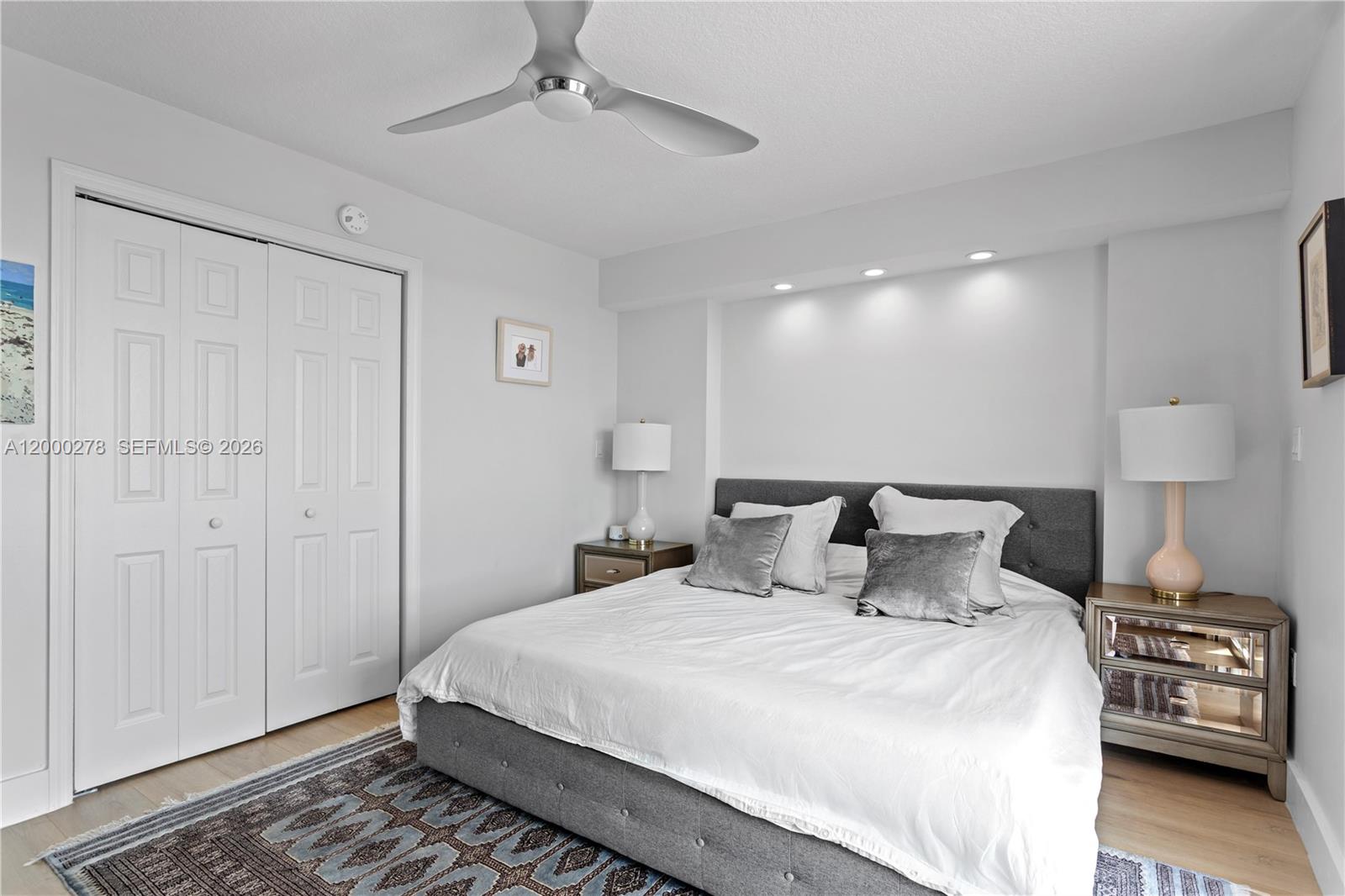 MARBELLA CONDO - Residential