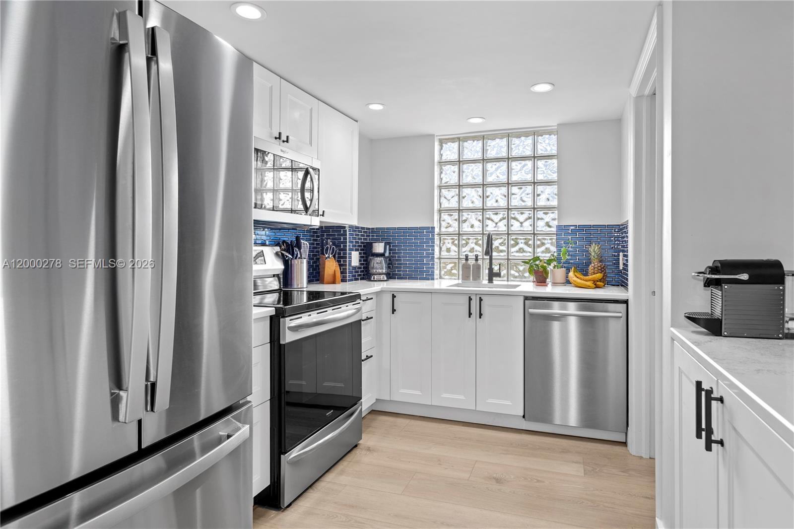 MARBELLA CONDO - Residential