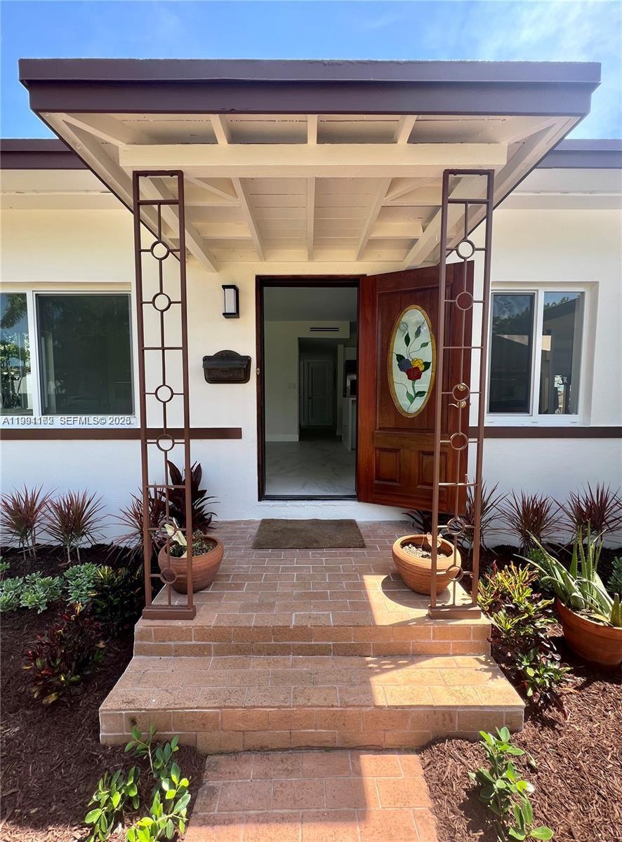 5970 SW 46th St 5970