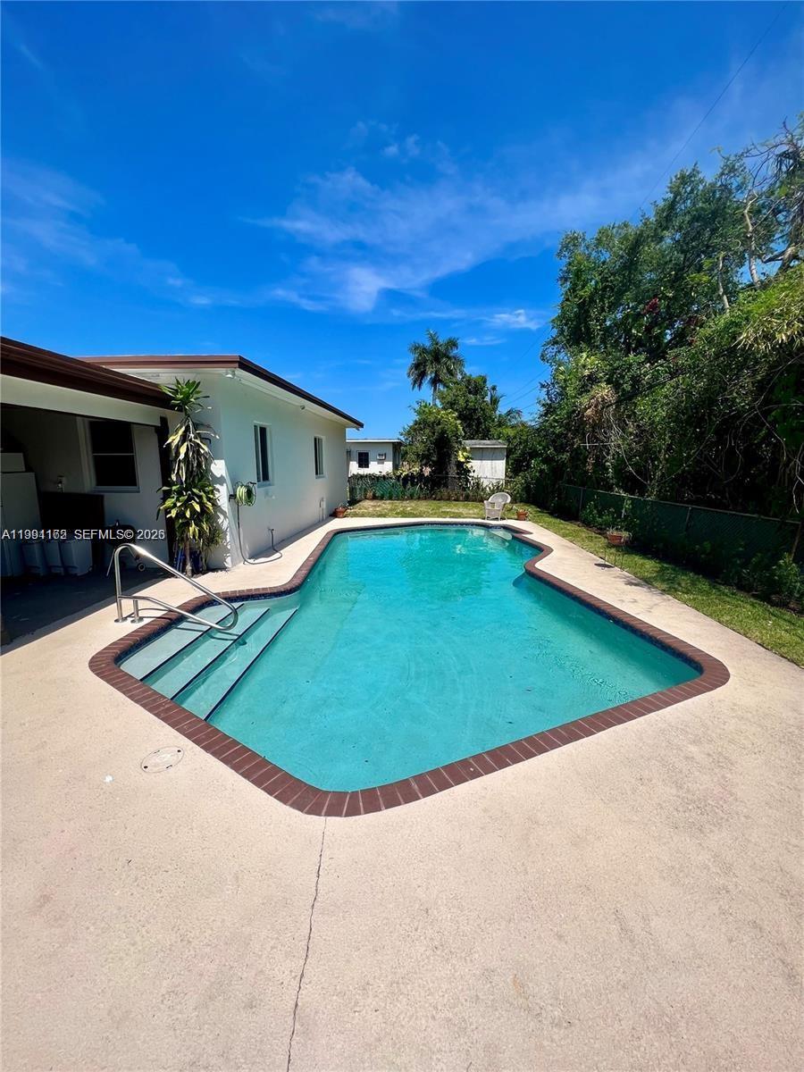 RIVIERA ESTATES 1ST ADDN - Residential Lease