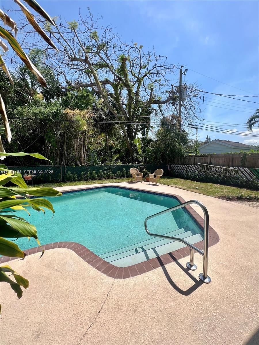 RIVIERA ESTATES 1ST ADDN - Residential Lease