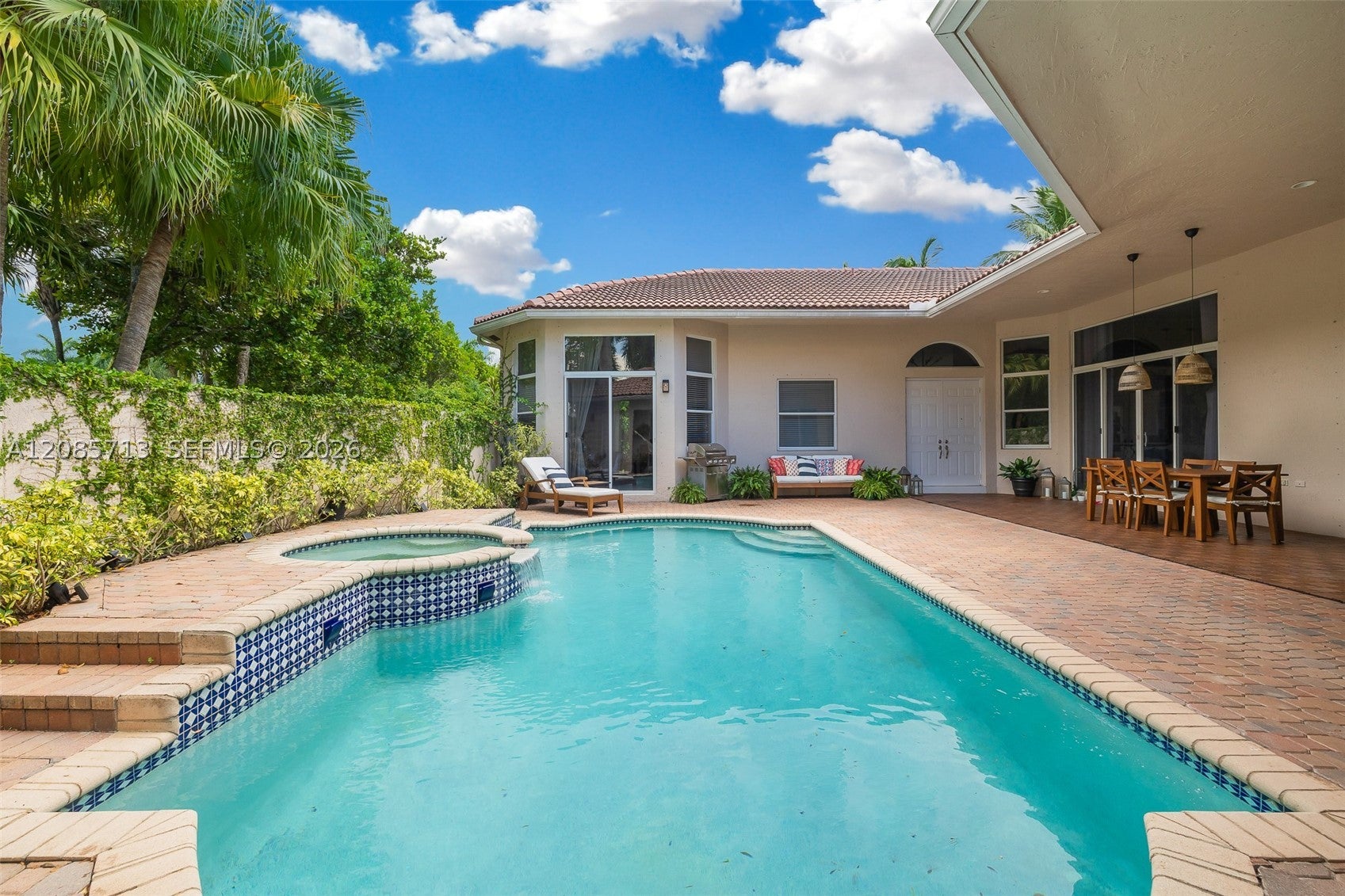 View photos, virtual tours, details... 1604 Victoria Pointe Ln