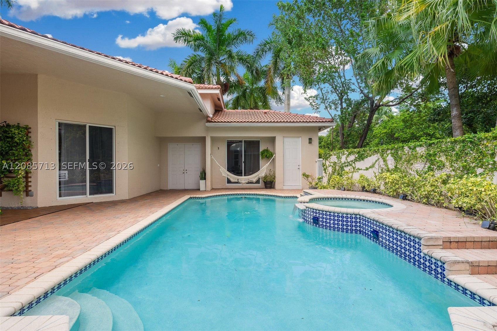 View photos, virtual tours, details... 1604 Victoria Pointe Ln