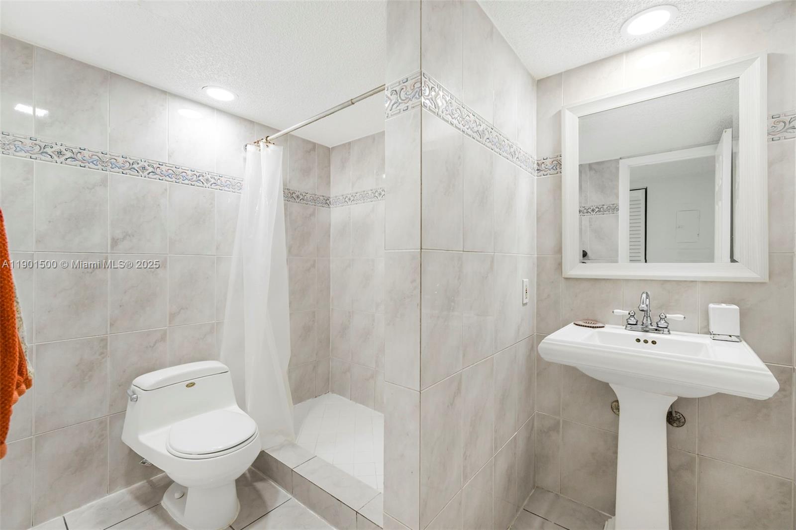 ATRIUM GARDENS CONDO - Residential