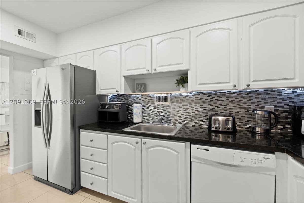 4001 S Ocean Dr 10R
