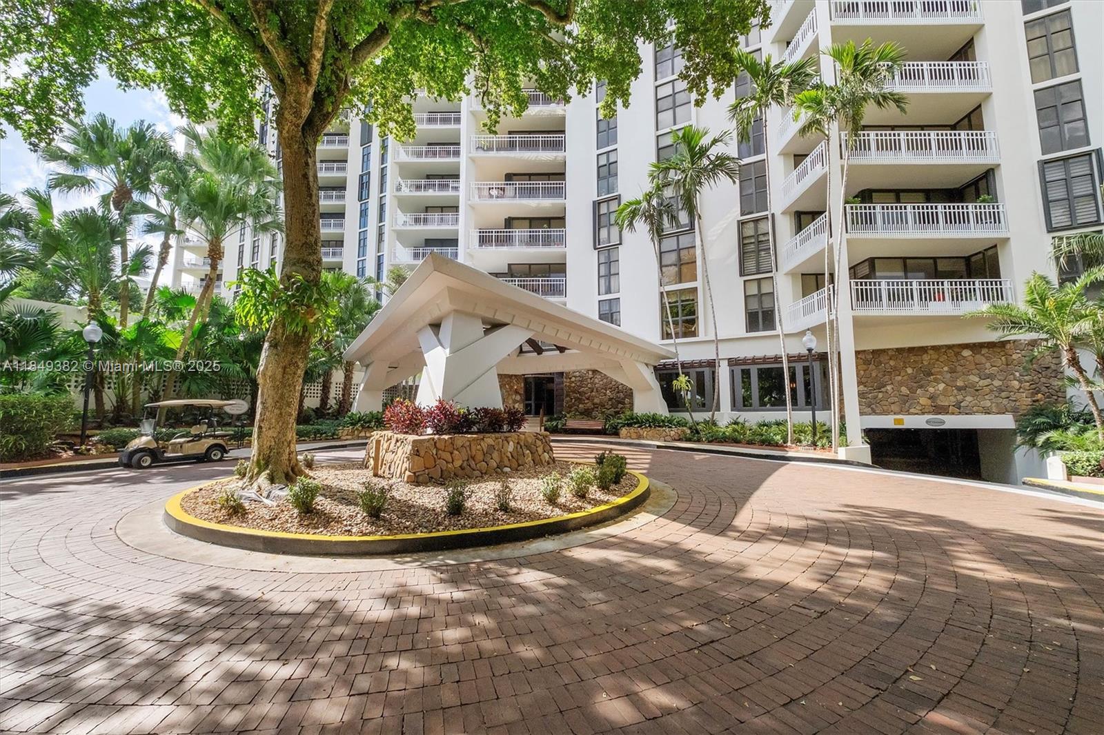Enjoy spectacular open bay and city views across Biscayne Bay from this spacious split 2-bedroom condo located in the desirable Quayside community. Perfectly situated just off Biscayne Boulevard and 108th Street, Quayside is a hidden oasis in the heart of Miami, offering lush tropical landscapes and exceptional resort-style amenities. Residents have access to a heated pool, sauna, hot tub, playground, walking trails, eight tennis courts, a top-tier gym, scenic waterfalls, a dog park, BBQ area, a full-service marina, and a private waterfront restaurant. This residence is being sold as-is, providing a wonderful opportunity to personalize and create your dream home in one of Miami’s most tranquil and amenity-rich communities.