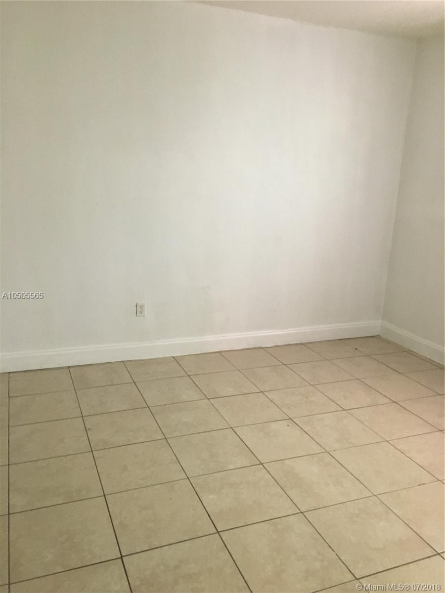 MIMO ON THE BEACH IV COND - Residential Lease