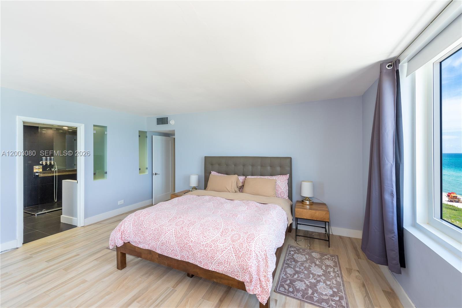 RONEY PALACE CONDO - Residential Lease