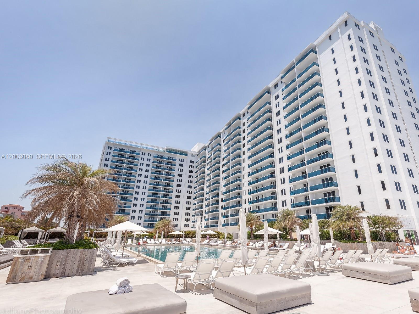 RONEY PALACE CONDO - Residential Lease