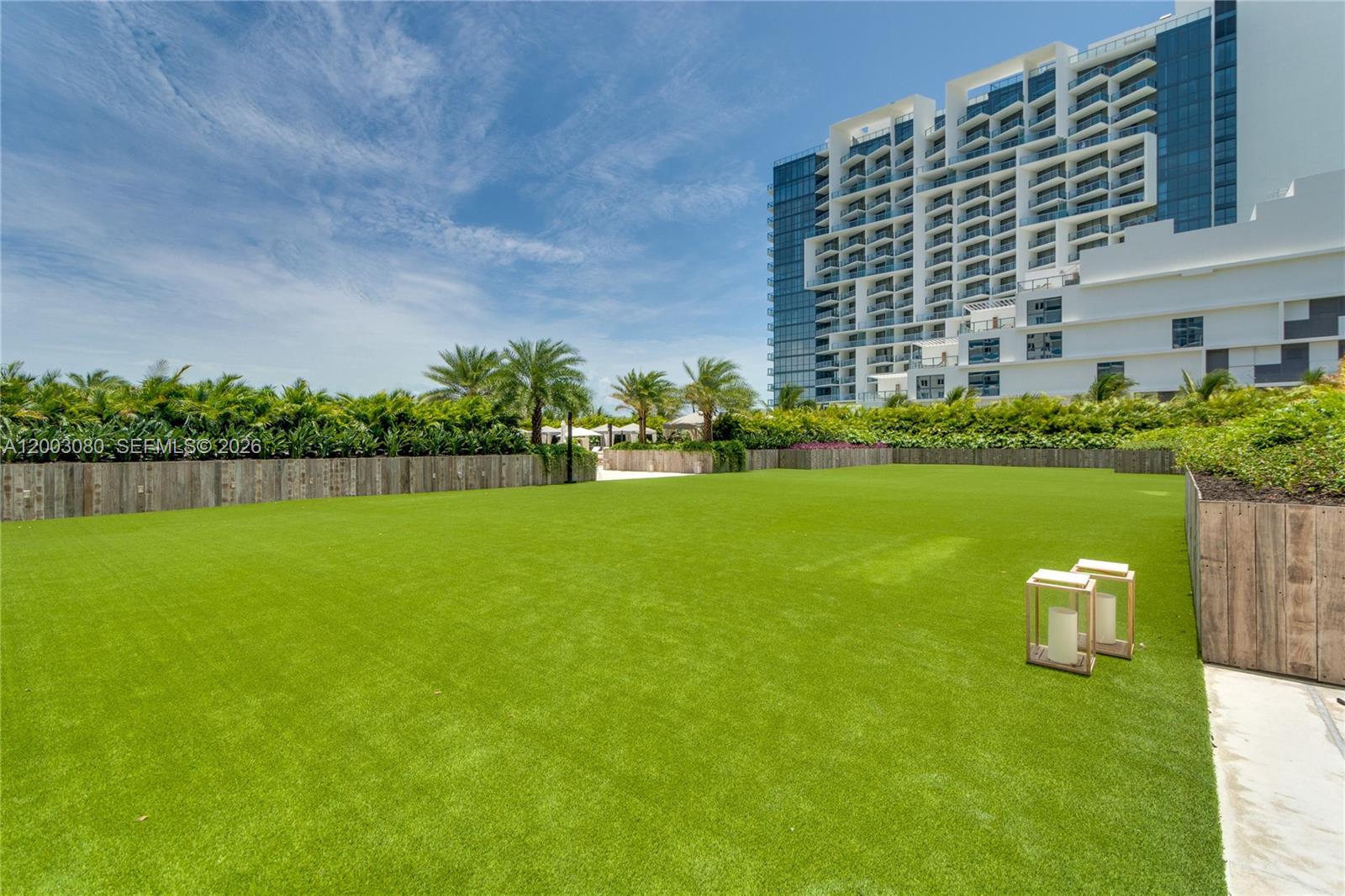 RONEY PALACE CONDO - Residential Lease