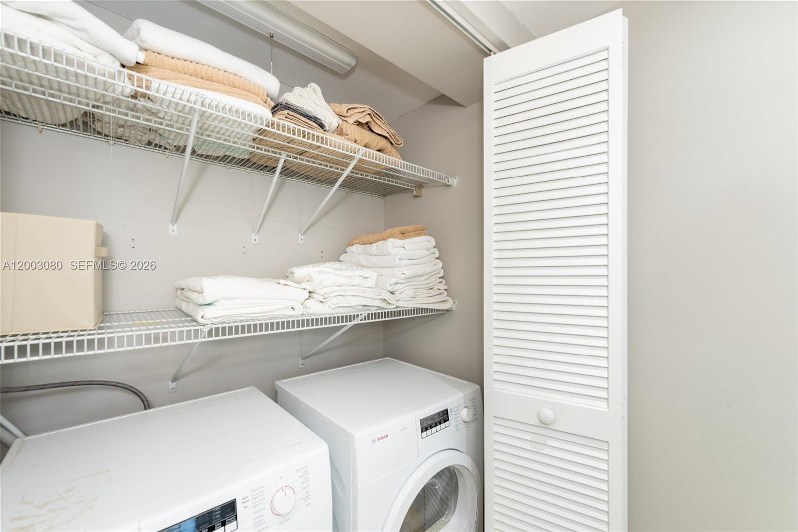 RONEY PALACE CONDO - Residential Lease