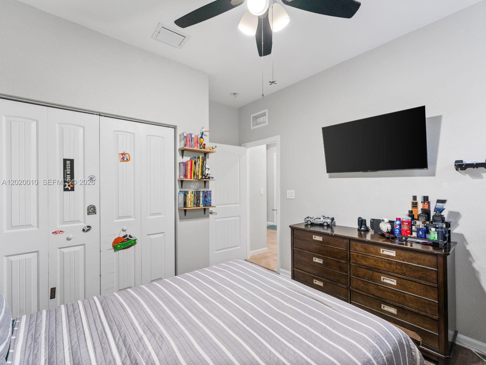 HEMINGWAY POINT - Residential