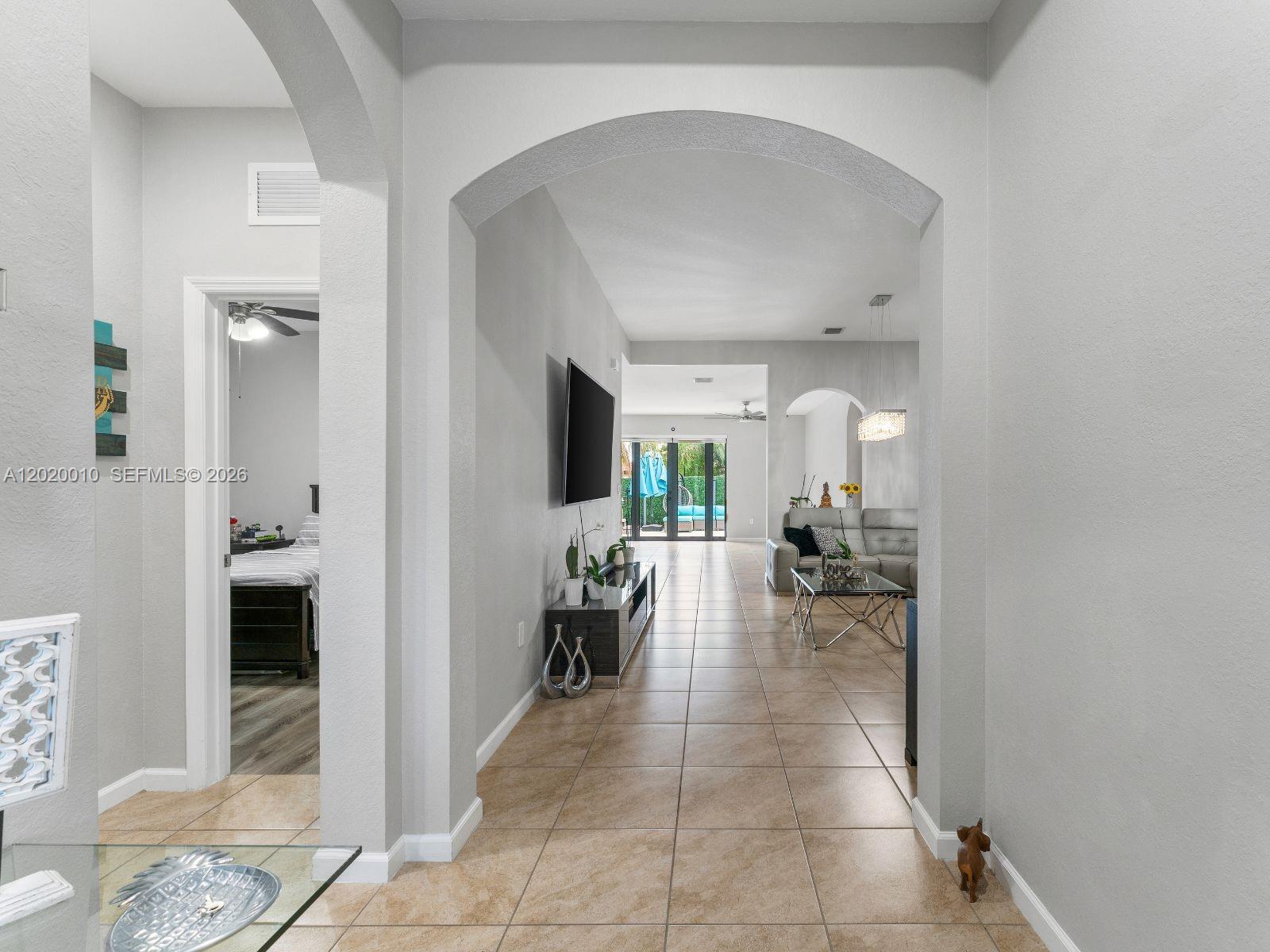 HEMINGWAY POINT - Residential