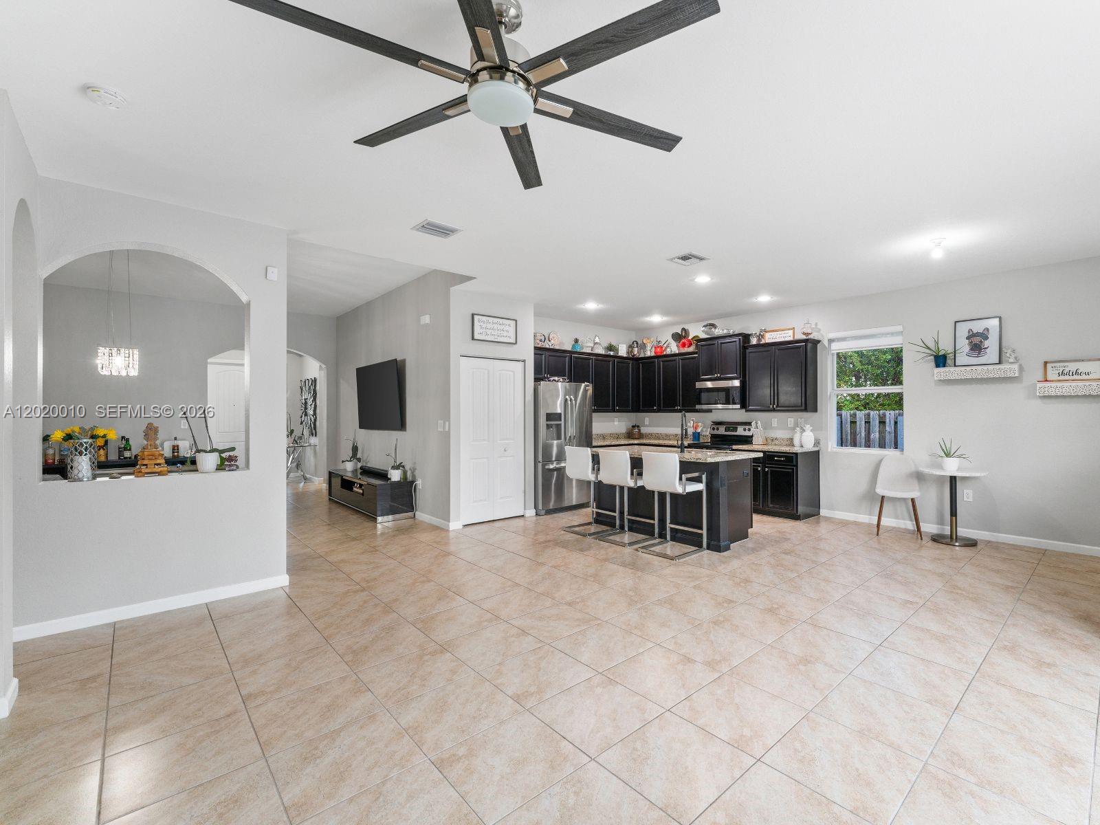HEMINGWAY POINT - Residential