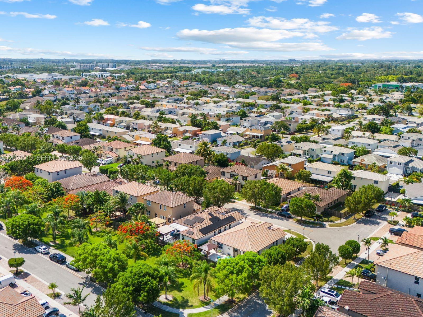 HEMINGWAY POINT - Residential