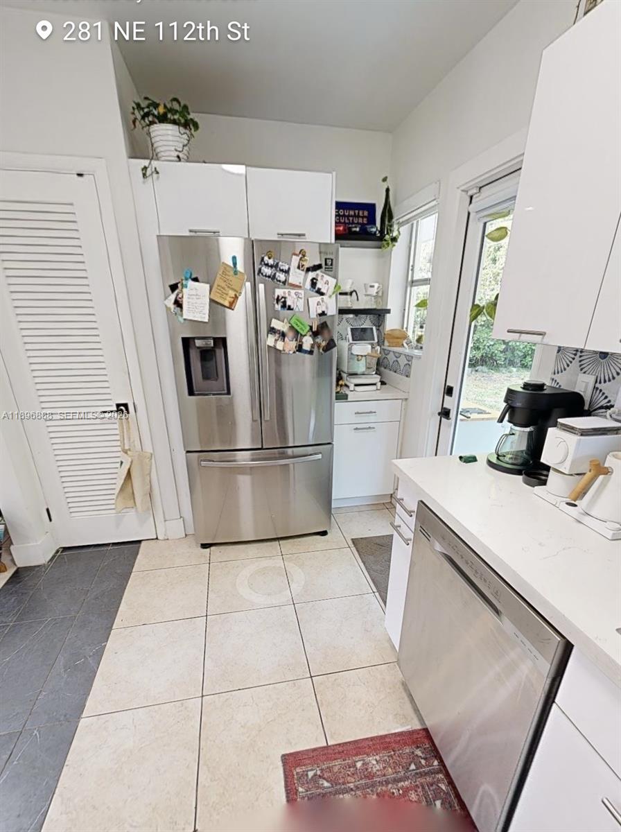 CASTILIAN COURT - Residential