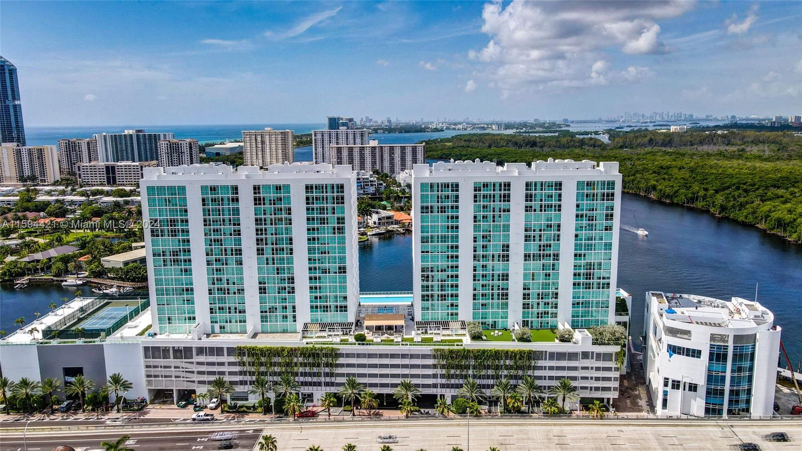 THE ONLY UNFURNISHED AVAILABLE IN 400 SUNNY ISLES FOR A 3 BEDROOM! Stunning BEST CORNER UNIT with panoramic water views! This great 3-bed, 3-bath residence at the 400 Sunny Isles offers a high-tech kitchen featuring European appliances, beautiful white porcelain tiles throughout & floor-to-ceiling impact windows that showcase the breathtaking views. 400 Sunny Isles provides resort-style amenities including an infinity pool overlooking the bay, a pool bar, a state-of-the-art fitness center, spa complete with sauna & steam room, jacuzzi, tennis courts, cabanas, concierge services, dry & wet marinas, business center & more. This residence is within walking distance of the beach. ASK FOR THE UNBRANDED VIDEO to preview the unit! Tenant Occup. until 07/13 please request showings 24h ahead.