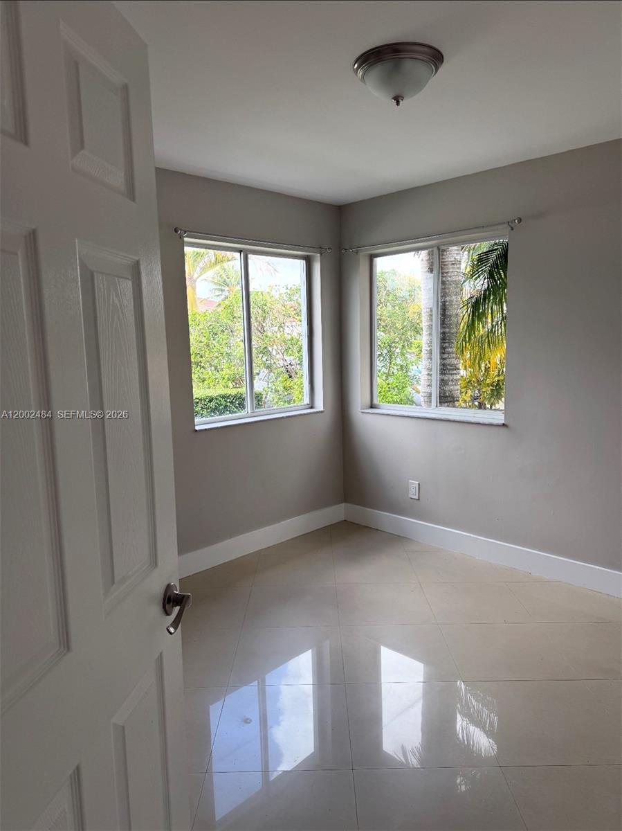 WEITZER SERENA LAKES WEST - Residential Lease