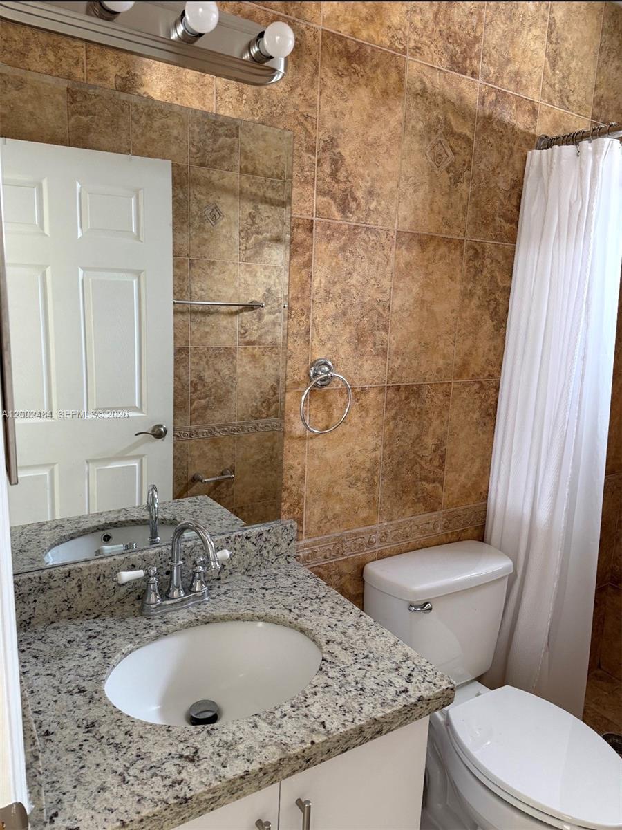 WEITZER SERENA LAKES WEST - Residential Lease