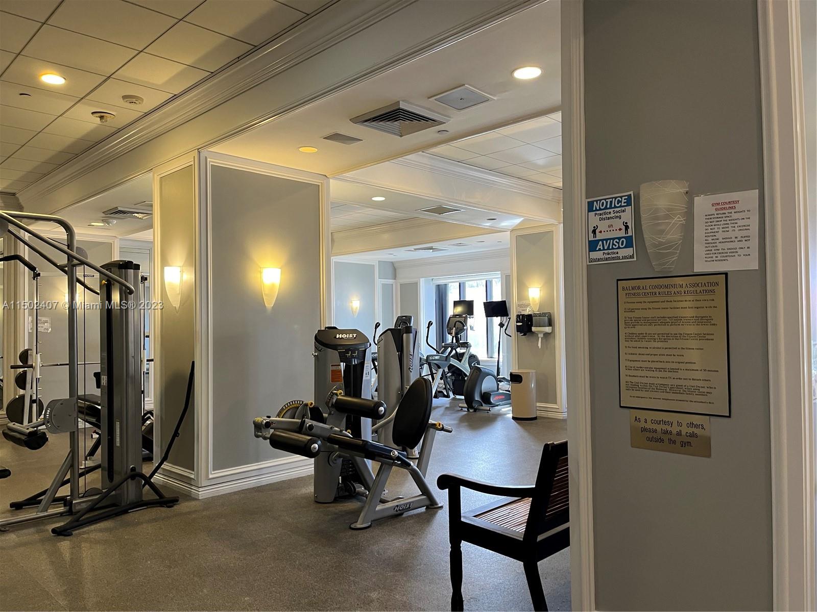 BALMORAL CONDO - Residential Lease
