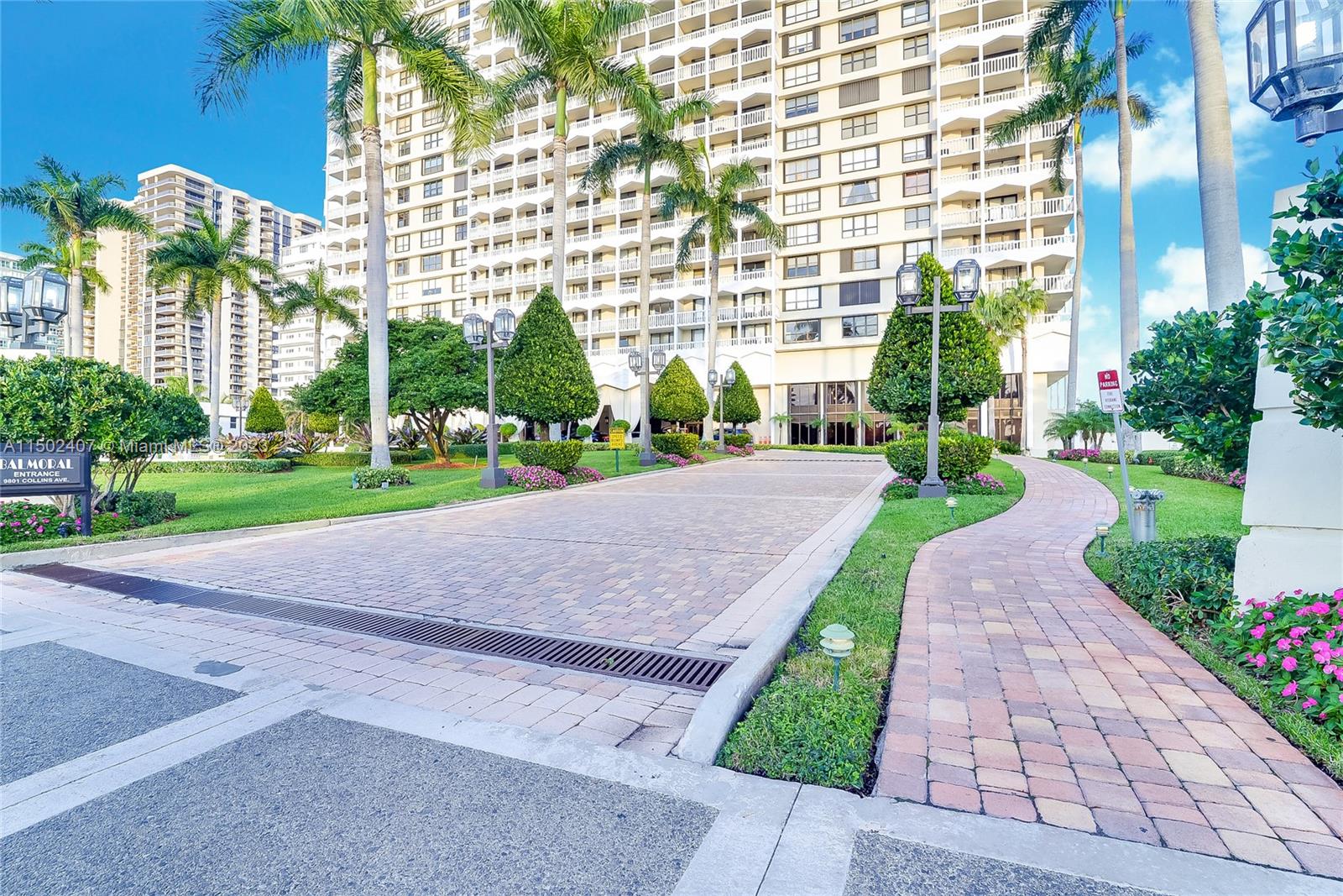 BALMORAL CONDO - Residential Lease