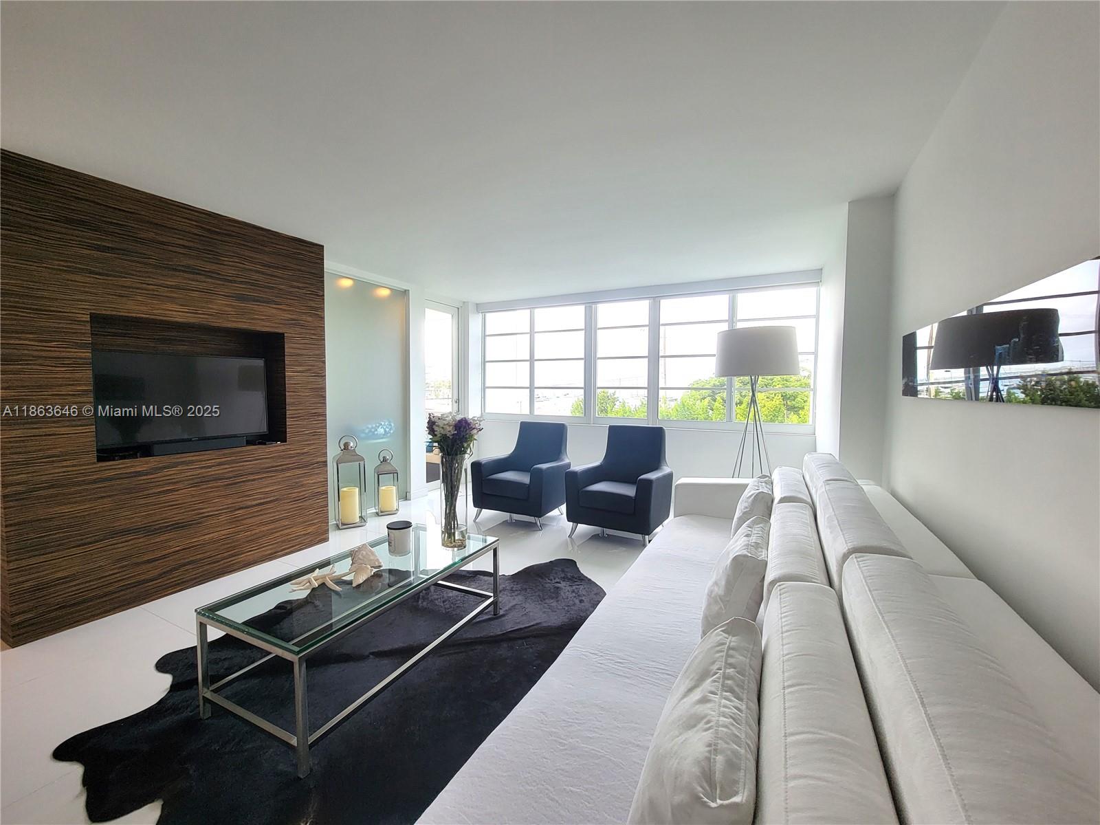 BONNE VIE CONDO - Residential