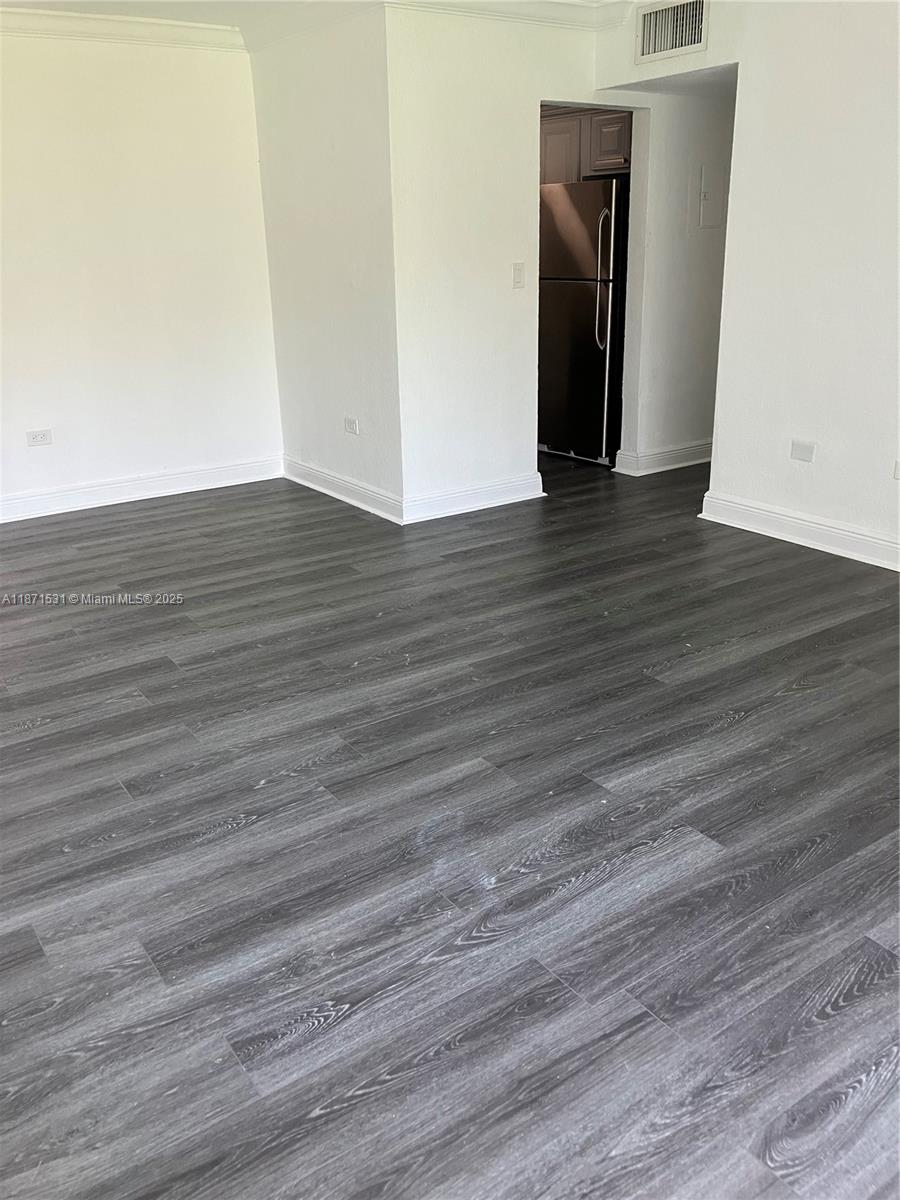 SUNSET PALMS WEST CONDO - Residential