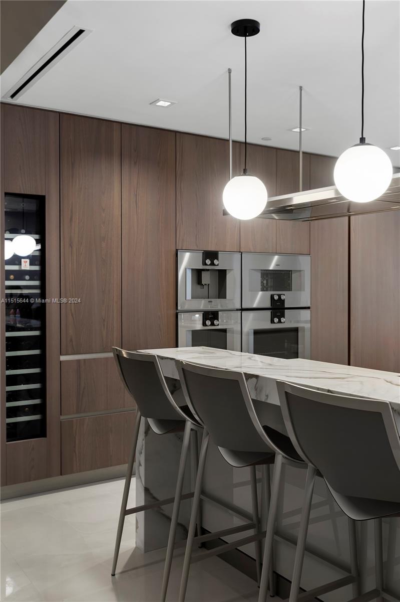 NORTH BISCAYNE BEACH AMEN - Residential
