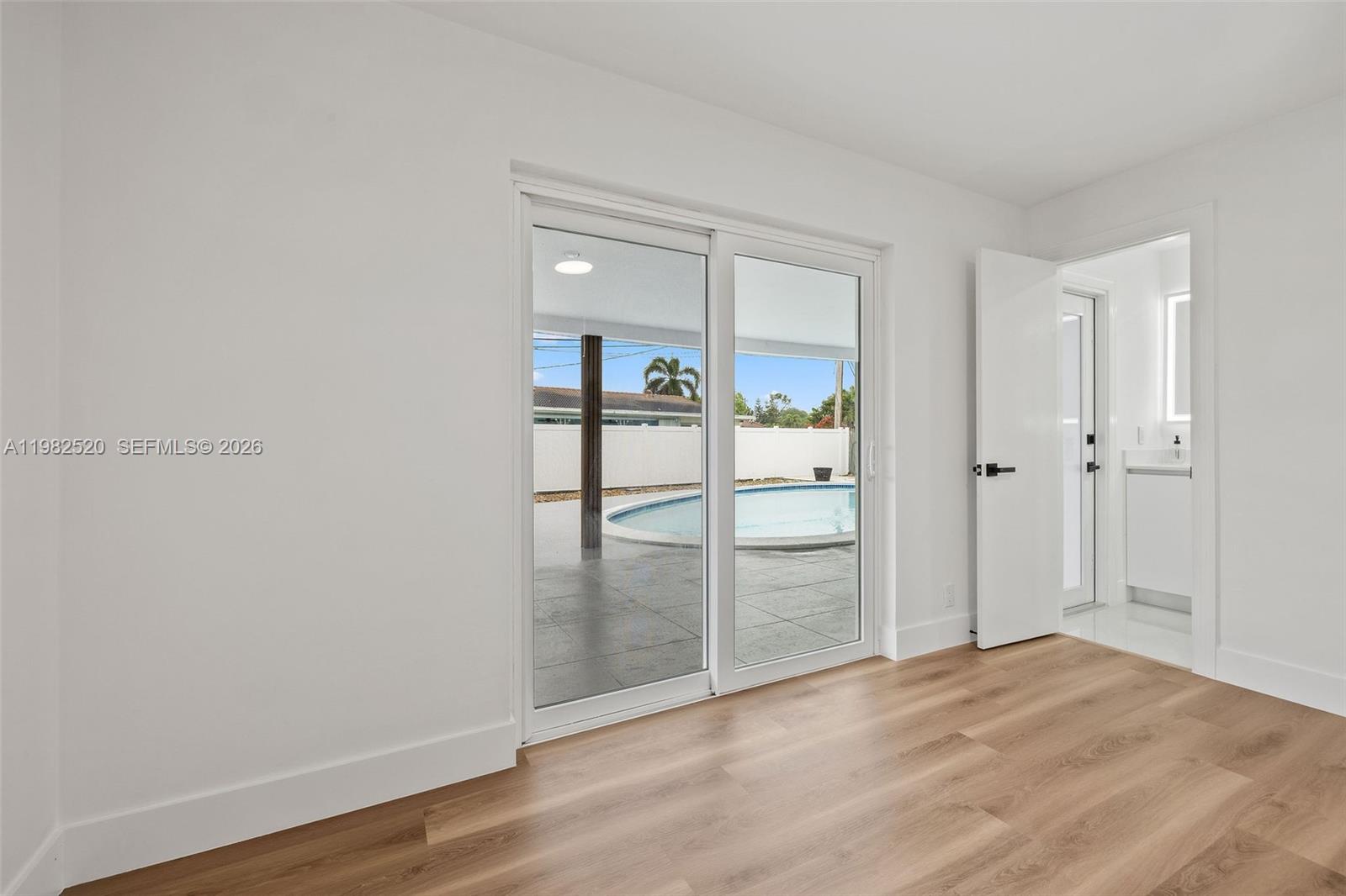 COUNTRY CLUB VILLAGE SEC - Residential