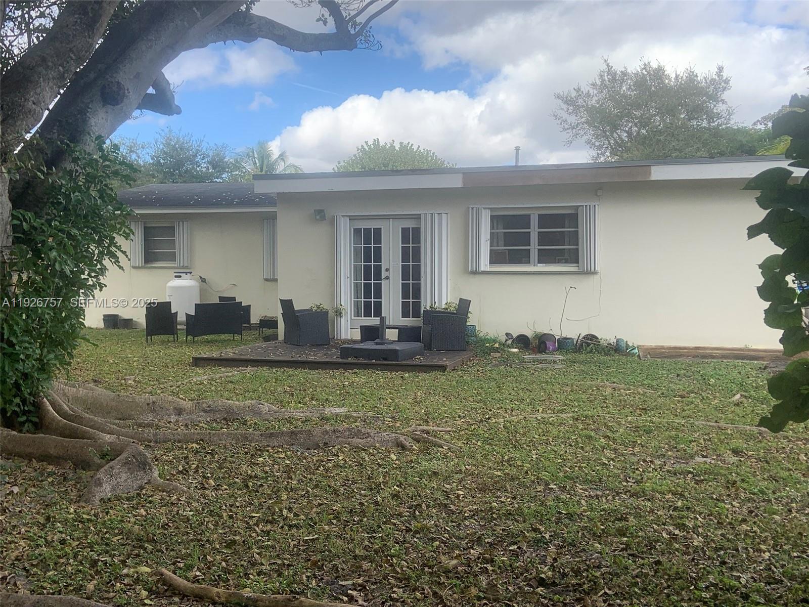 IVES ESTATES SEC 1 - Residential