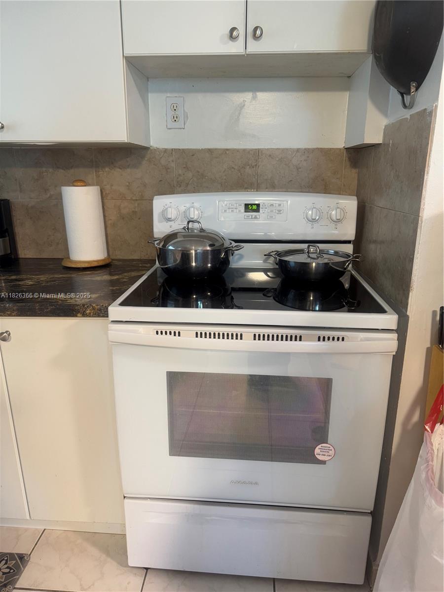 THE GREENS CONDO - Residential