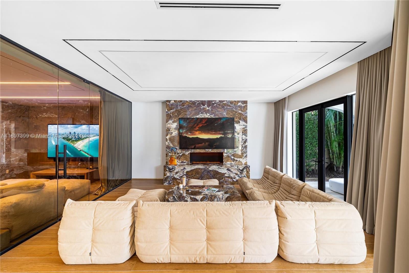 INDIAN CREEK SUB - Residential