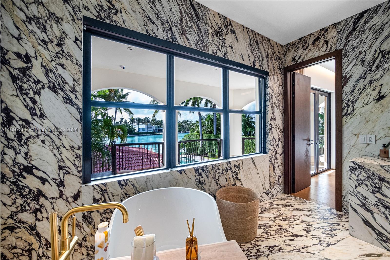 INDIAN CREEK SUB - Residential