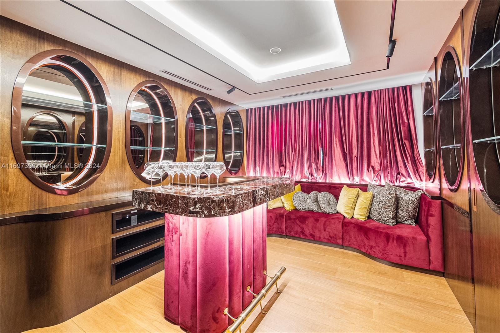 INDIAN CREEK SUB - Residential