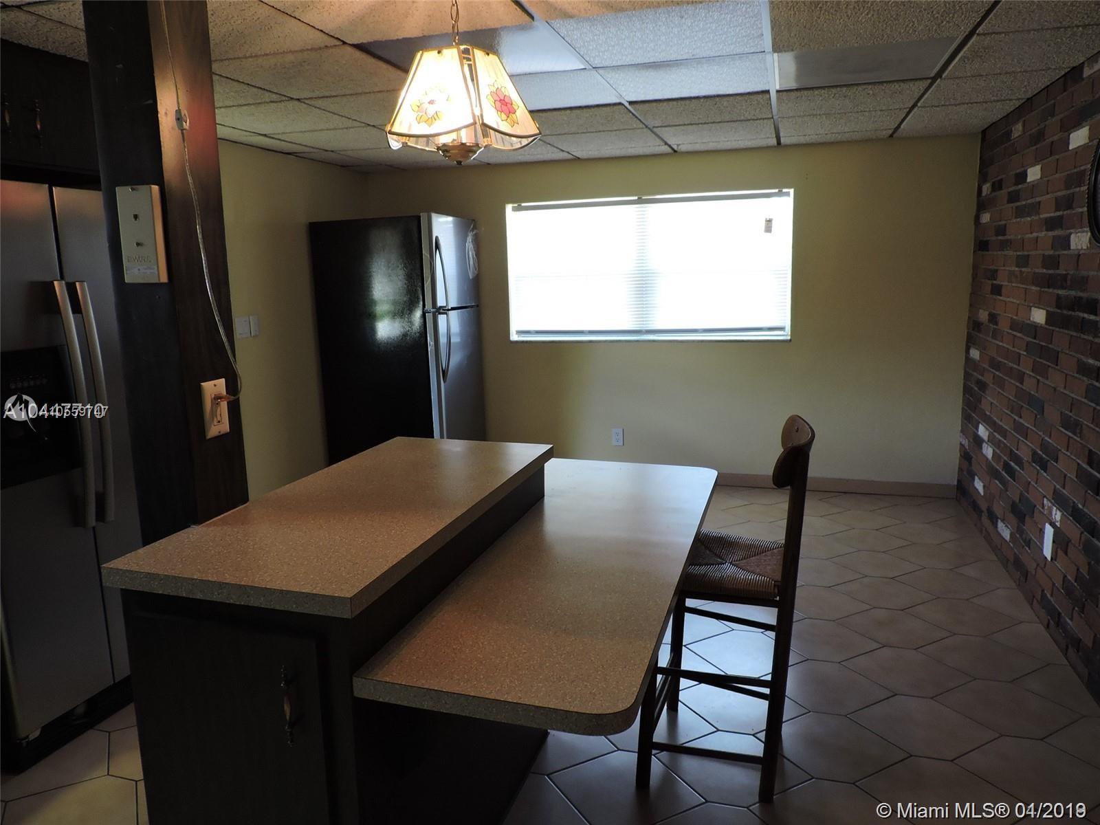 PEMBROKE RANCHES - Residential