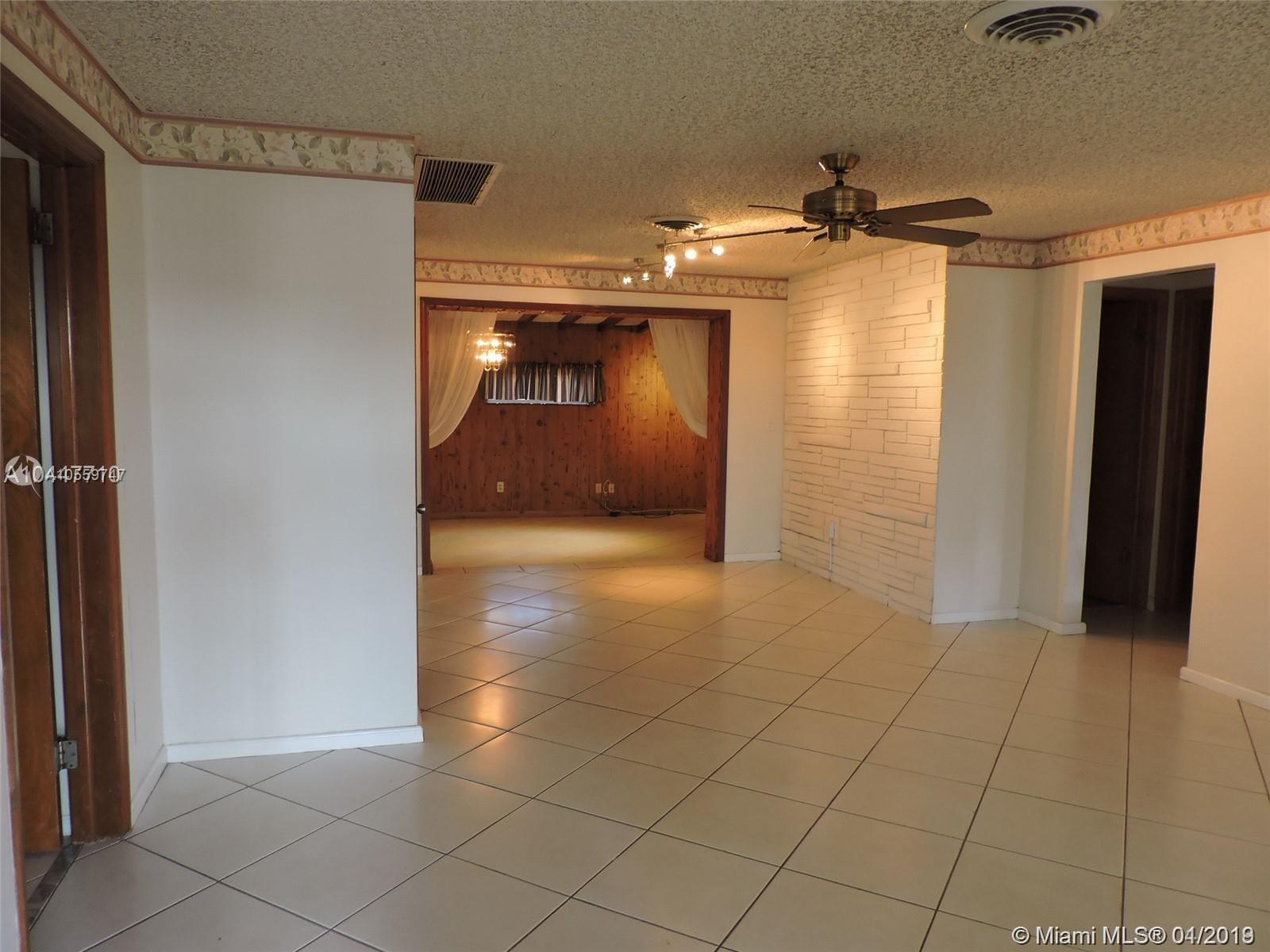 PEMBROKE RANCHES - Residential