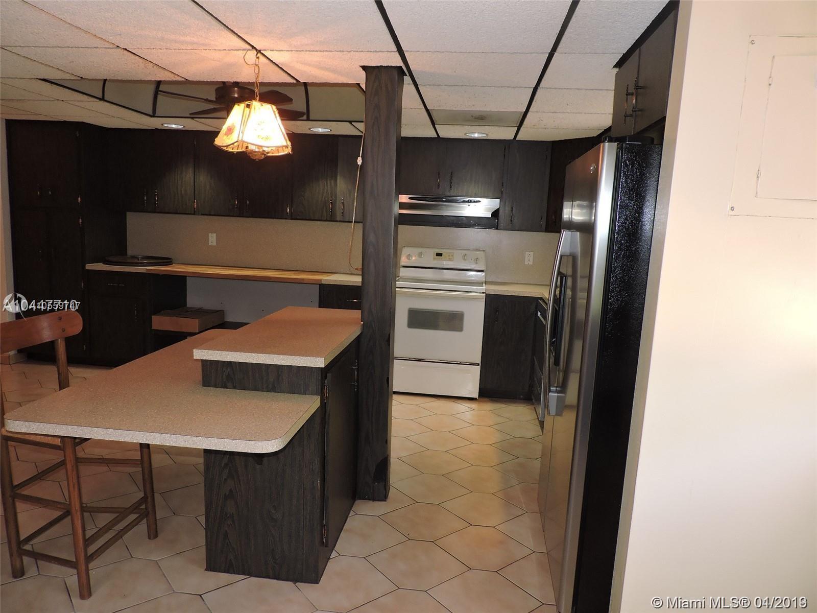 PEMBROKE RANCHES - Residential