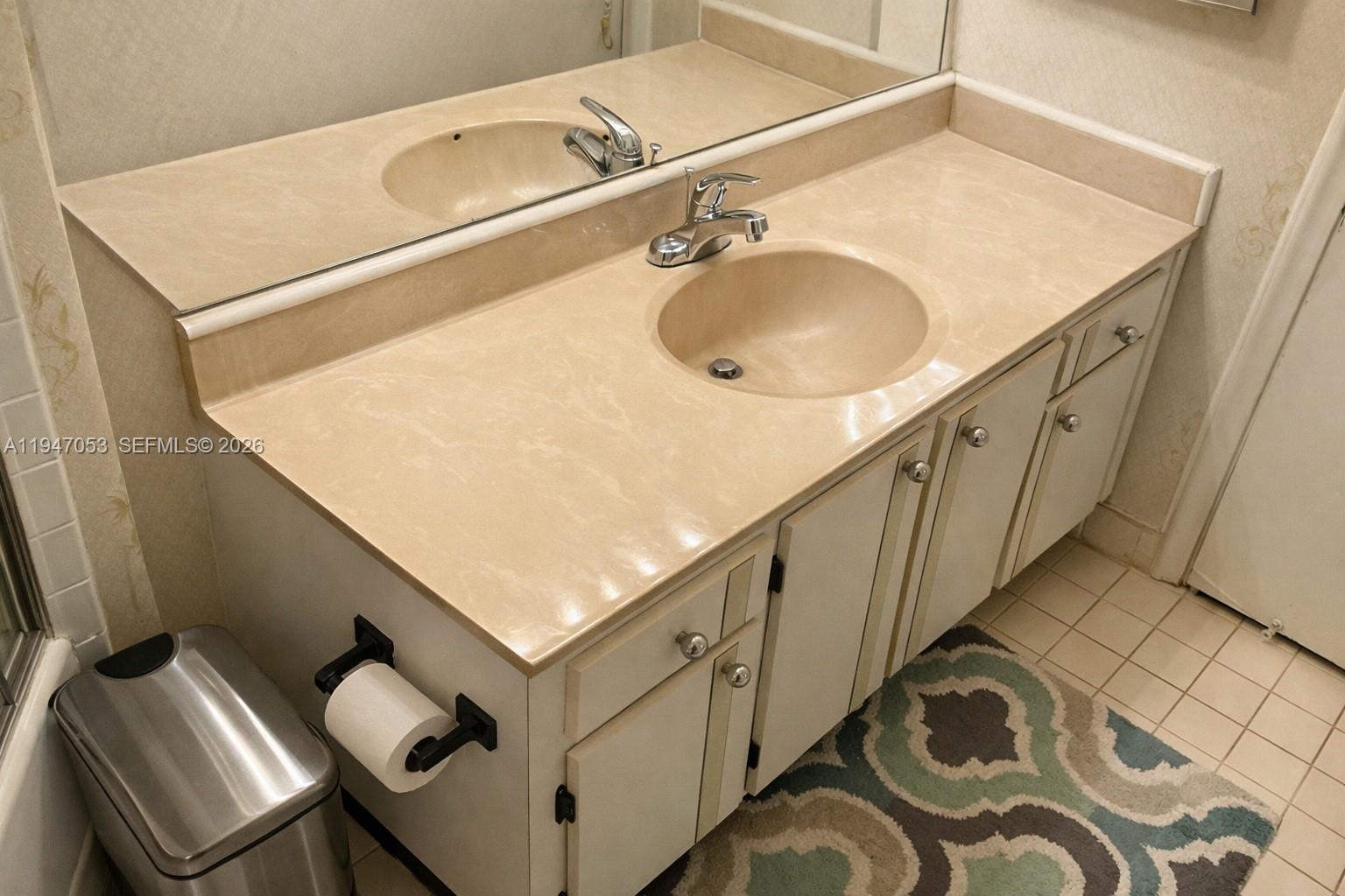 FAIRVIEW OF CALF CL CONDO - Residential