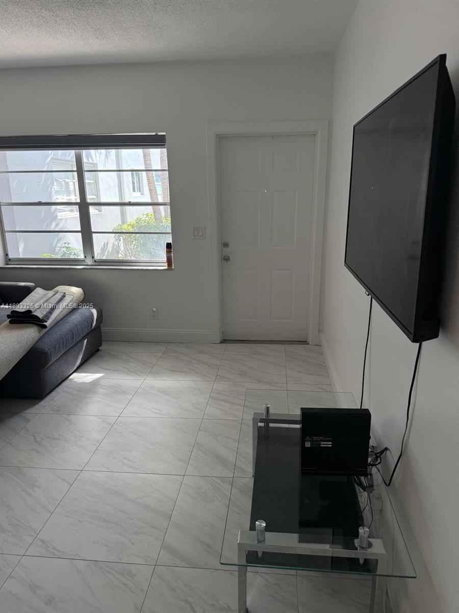 WATERWAY @ HOLLYWOOD BEAC - Residential Lease