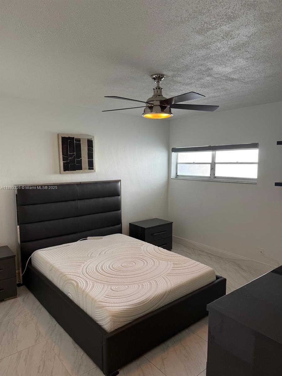 WATERWAY @ HOLLYWOOD BEAC - Residential Lease