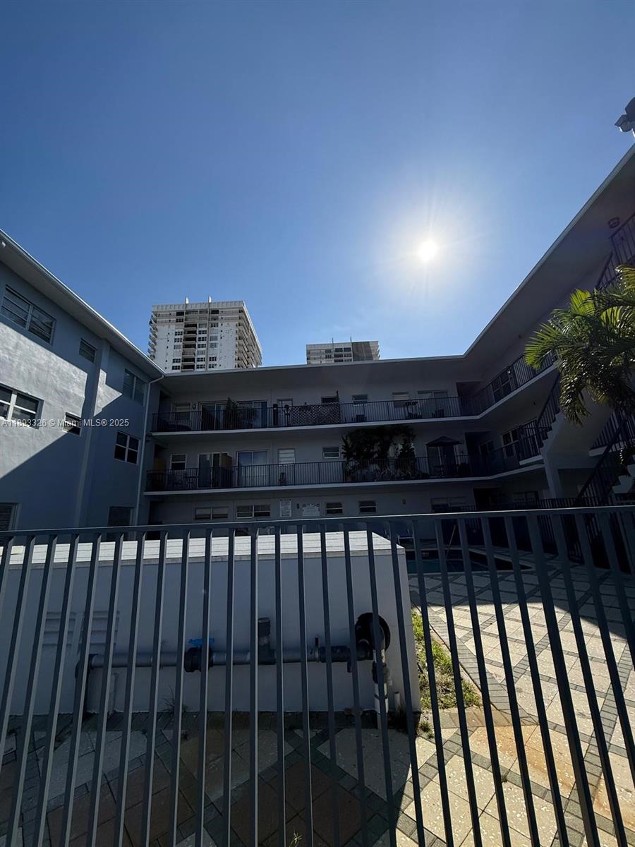 WATERWAY @ HOLLYWOOD BEAC - Residential Lease