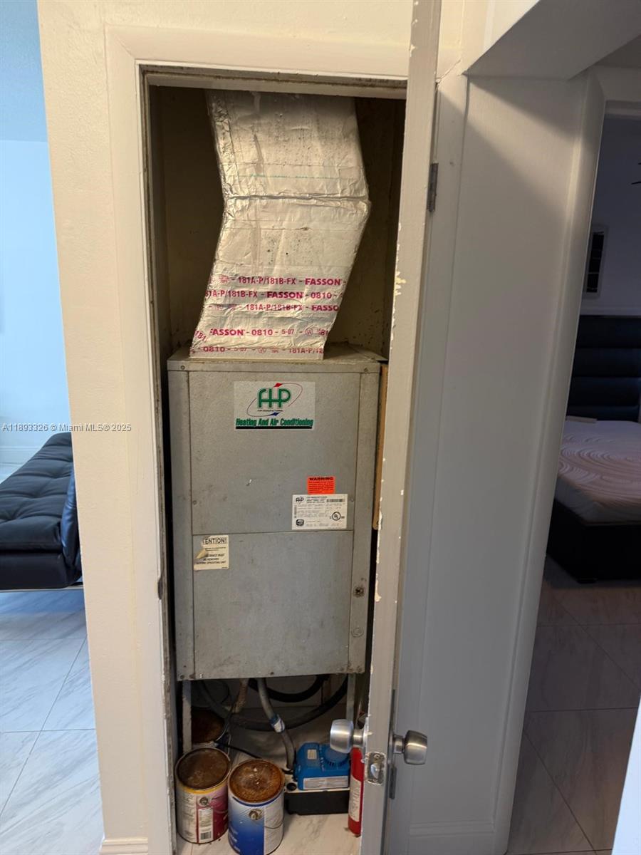 WATERWAY @ HOLLYWOOD BEAC - Residential Lease