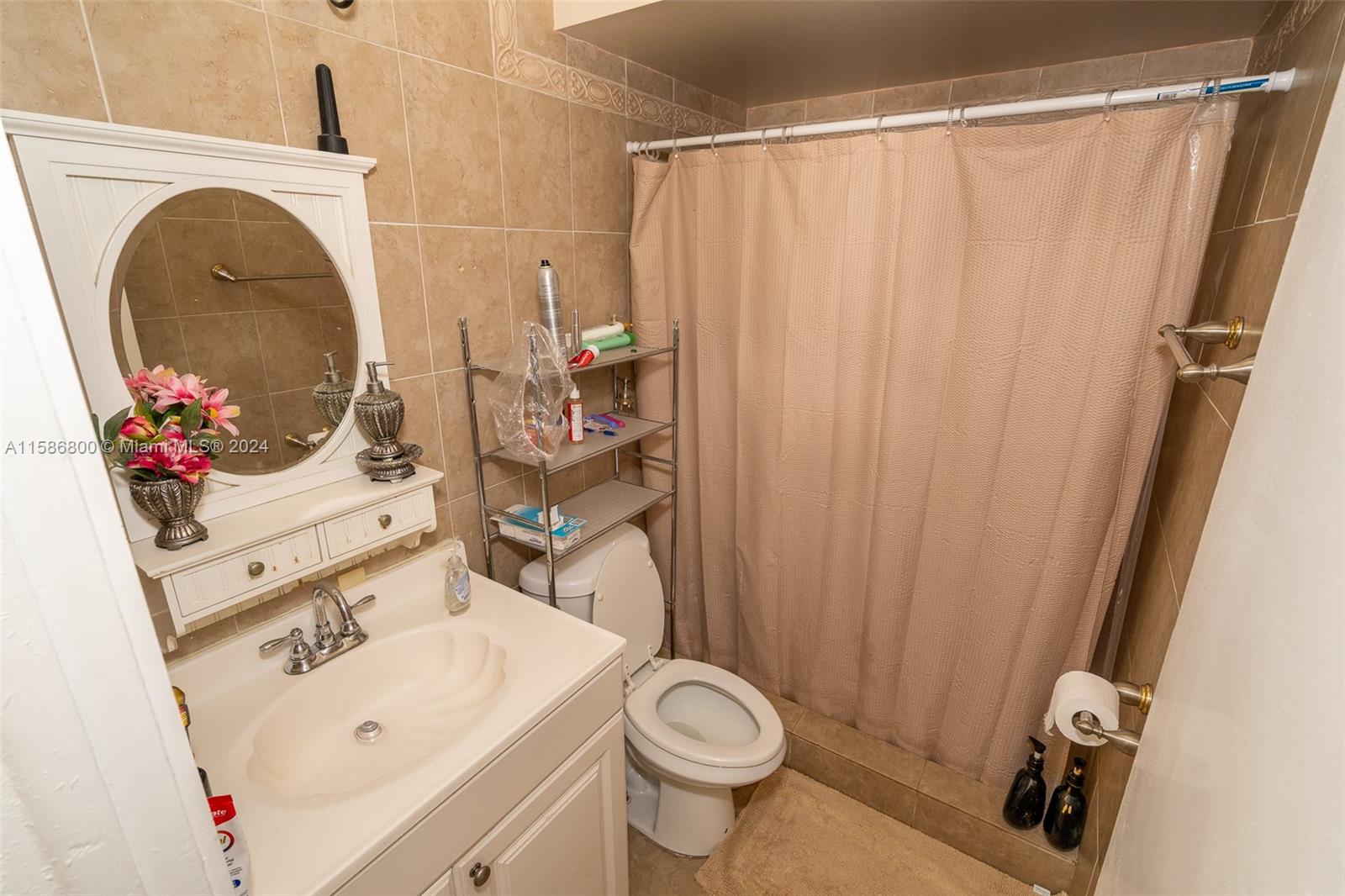 HIALEAH 16TH ADDN - Residential